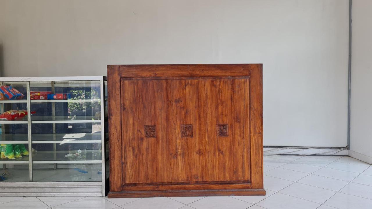 Oyo 90831 Hotel Gardenia Prambanan Surakarta  외부 사진