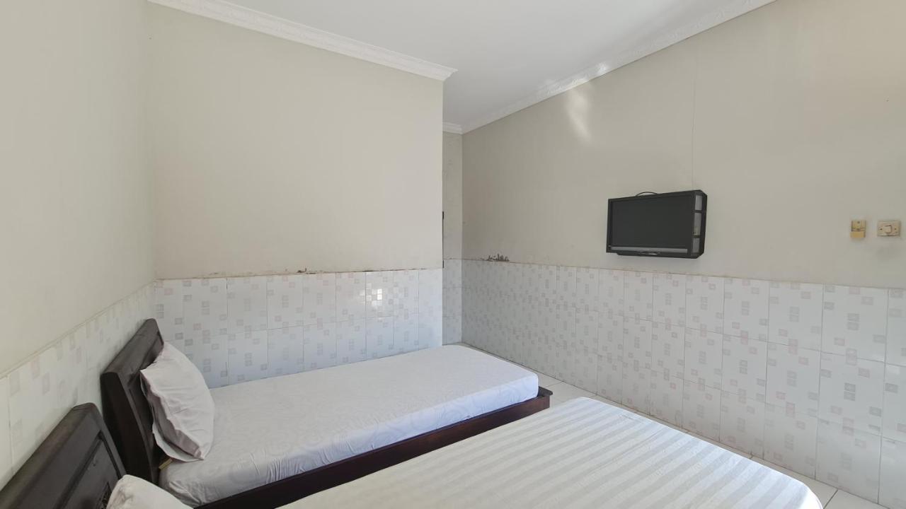 Oyo 90831 Hotel Gardenia Prambanan Surakarta  외부 사진