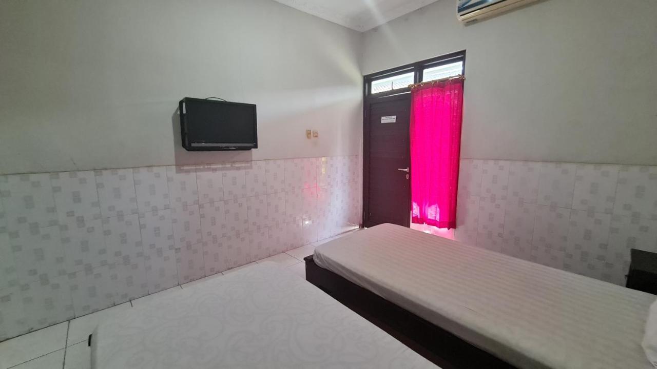 Oyo 90831 Hotel Gardenia Prambanan Surakarta  외부 사진